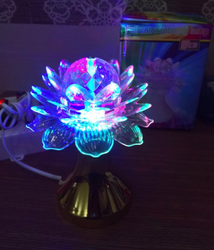M2 Wielokolorowa obrotowa lampa z kwiatem lotosu